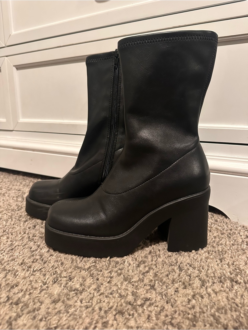 Steve Madden boots